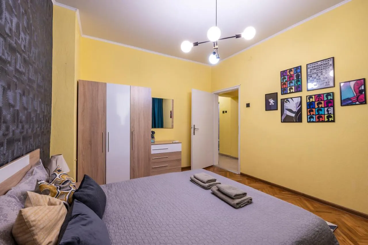 Pop Art & Piano Apartamento Varna Bulgaria